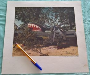Militaria: Avion Aleman Messerschmitt Me 110 camuflado en tierra- Lamina de foto 2 Guerra Mundial